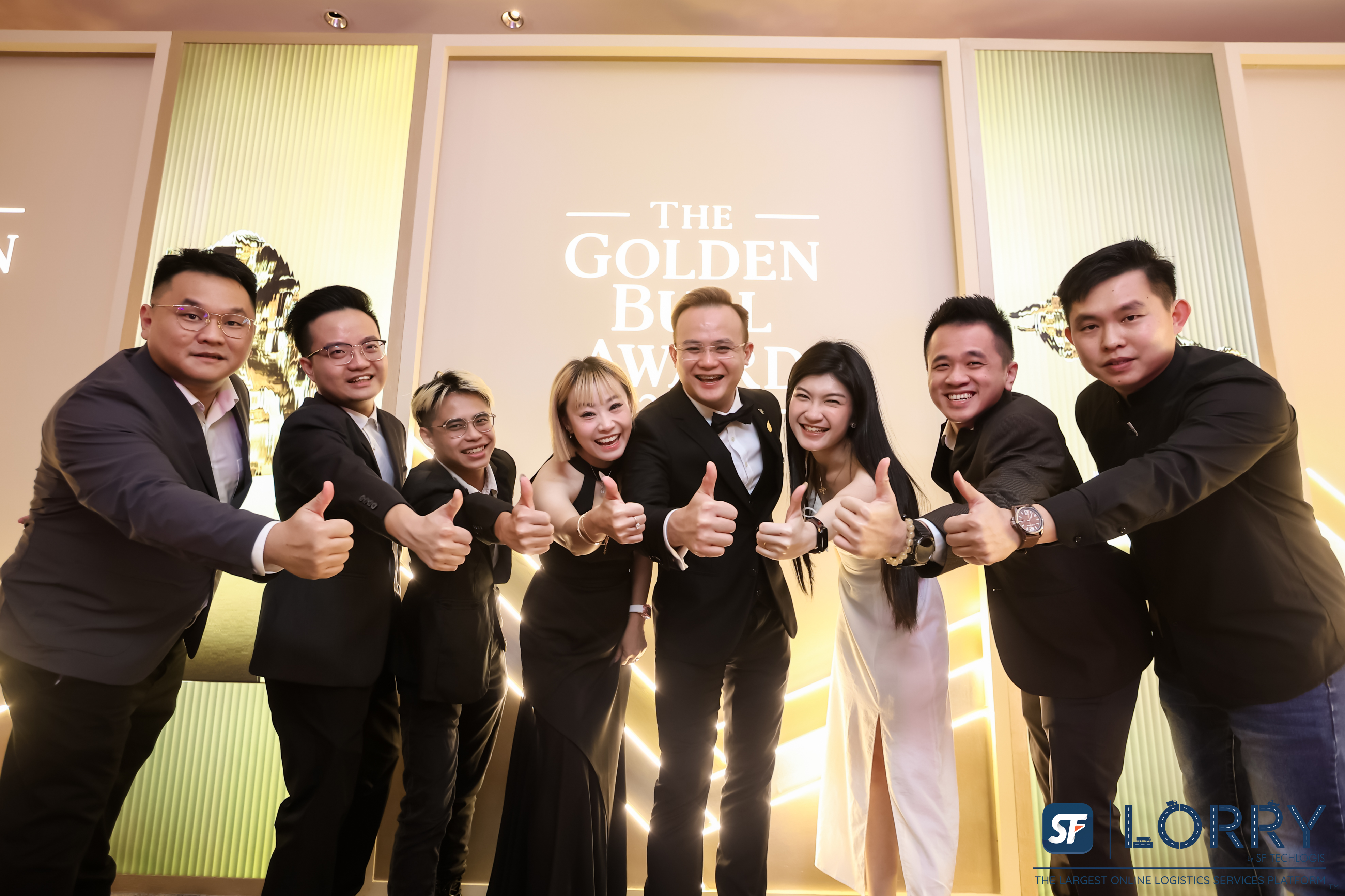 Dato' Dr. Tan Soon Hong di majlis Anugerah Golden Bull 2025 – SF LORRY